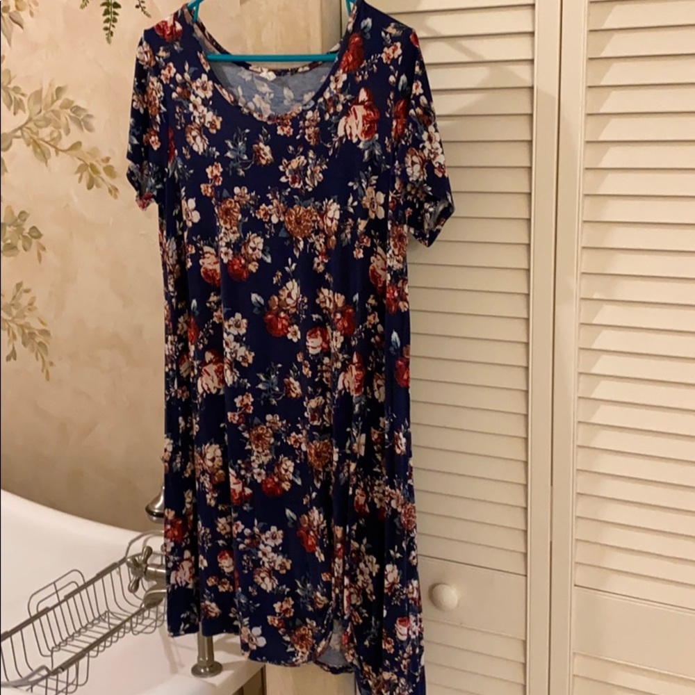 Pink blush maternity dress size medium